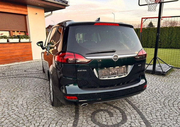 Opel Zafira cena 39600 przebieg: 236000, rok produkcji 2016 z Jawor małe 781